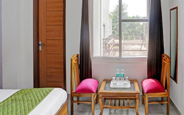 Hotel Golden Admire- Noida Sector 56