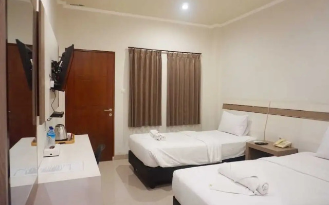Lombok Mayura Hotel