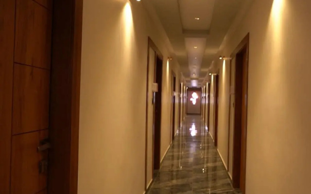 Hotel OM Tapovan
