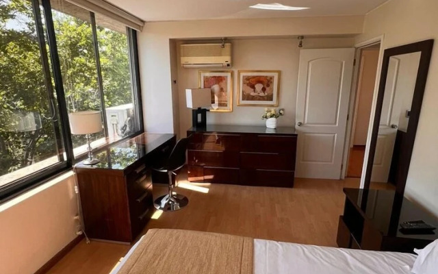 Orly Suites ll