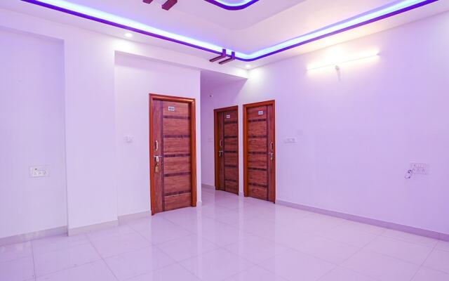 Fabhotel Sri Ram Comforts