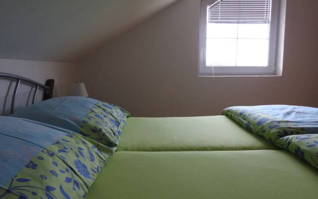 Maretsol Vacation House