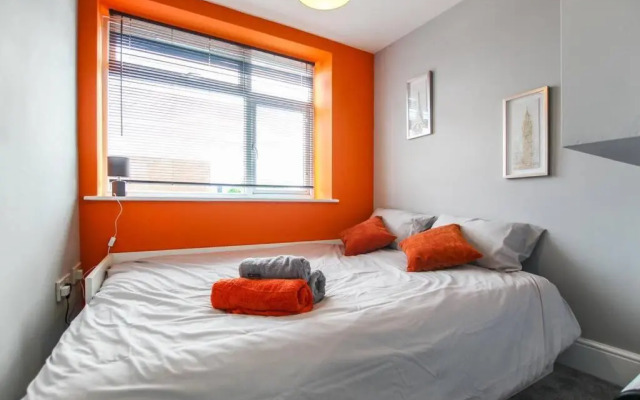 City Centre Modern Apartment