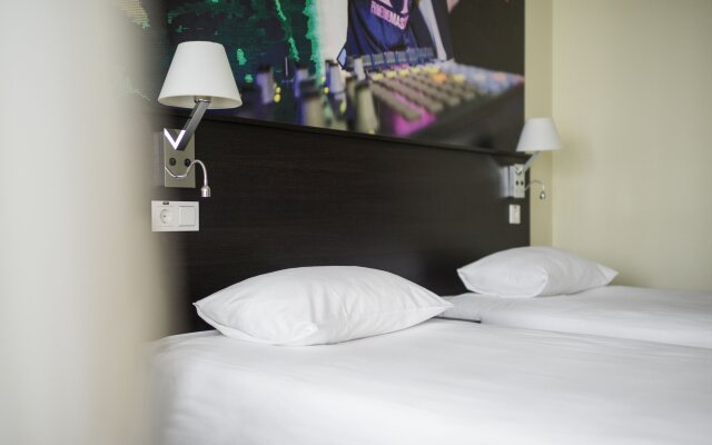 Comfort Hotel LT - Rock 'n' Roll Vilnius