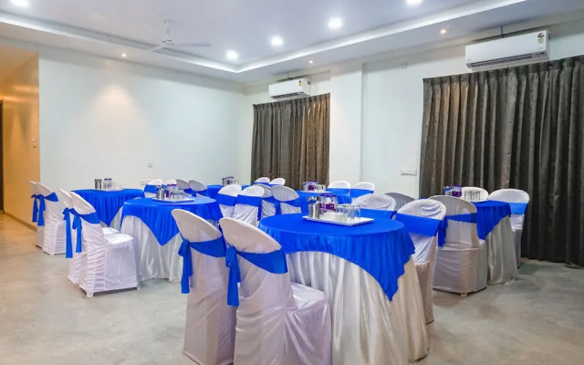 Fabhotel Prime Athiti Delight Stay