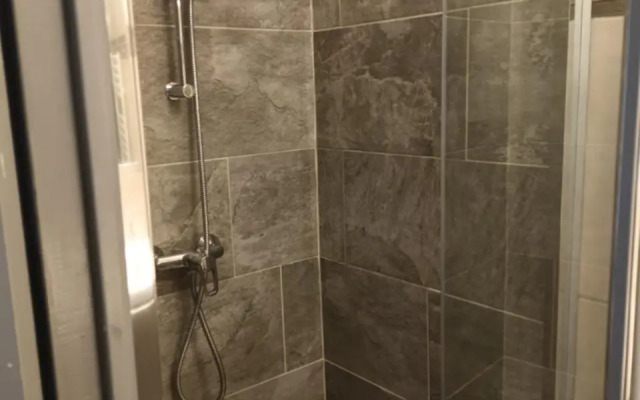 Studio Centre ville Castellane