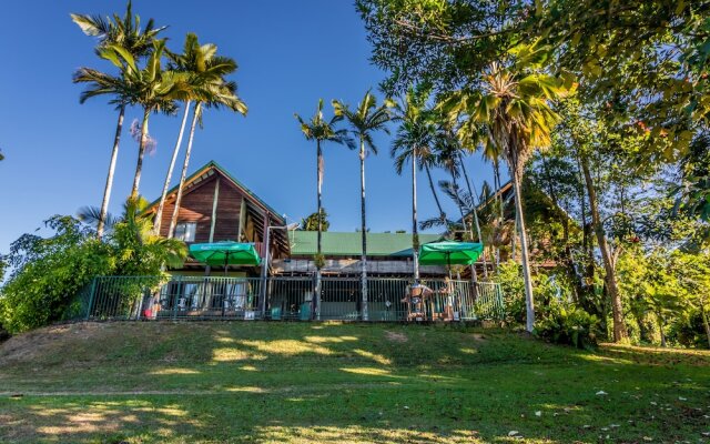 Jackaroo Treehouse Mission Beach - Hostel