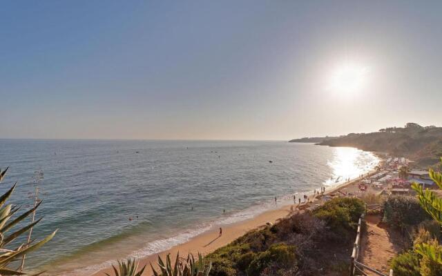 Albufeira Typical With Pool by Homing