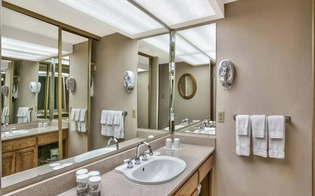 Plaza Resort Club