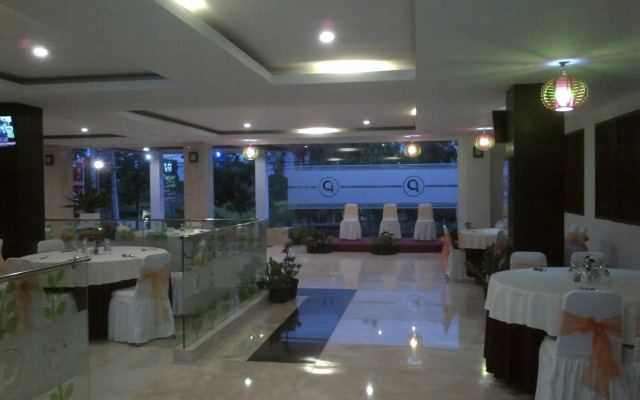 Pratama Hotel and Convention