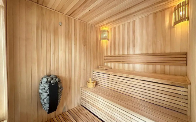 Qafqaz Suite Wood Stack