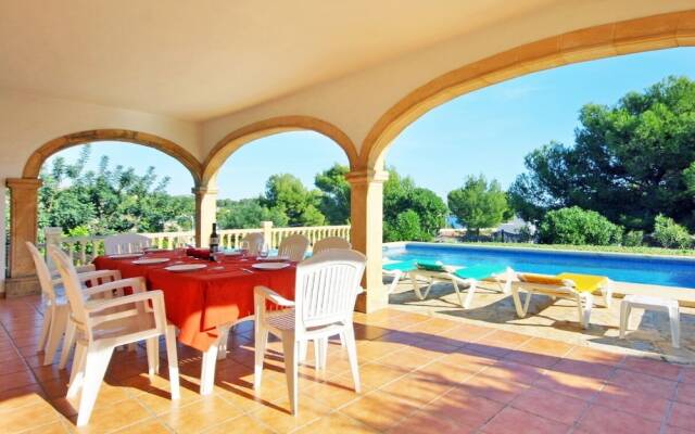 Villa - 4 Bedrooms with Pool, WiFi and Sea views - 105045