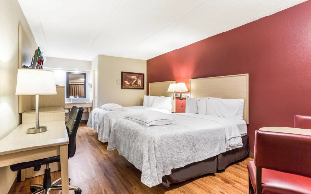 Red Roof Inn PLUS+ Nashville North - Goodlettsville