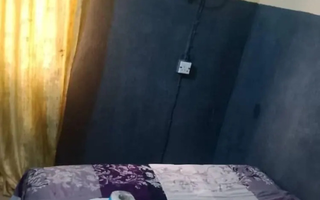 GAT Travellers Hotel