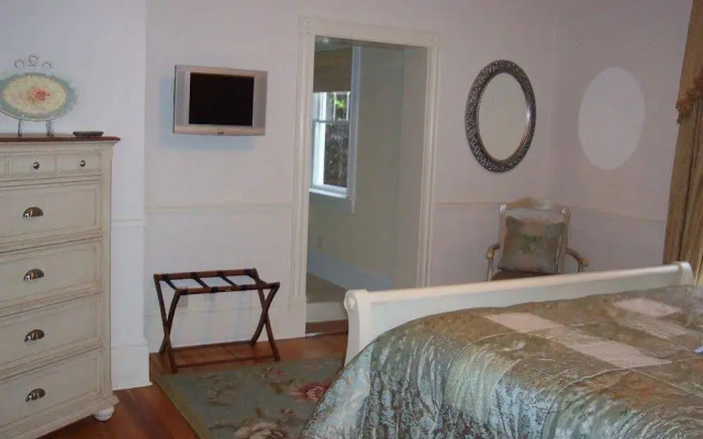 White Hall Manor Bed & Breakfast