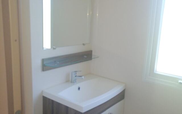 Property With 3 Bedrooms in Sérignan, With Furnished Garden