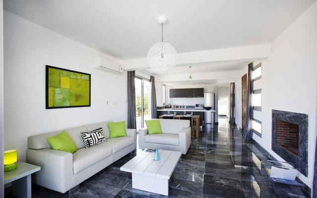 Paradise Cove Beach Villas
