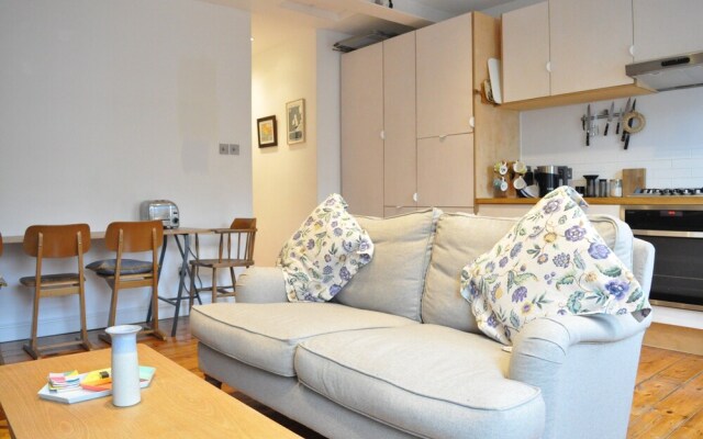 Fantastic 2 Bedroom Flat in Great Location