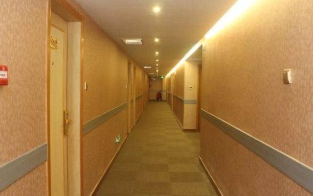 Longxiang Hotel