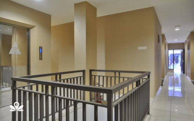 ZEN Rooms Mangga Besar 8
