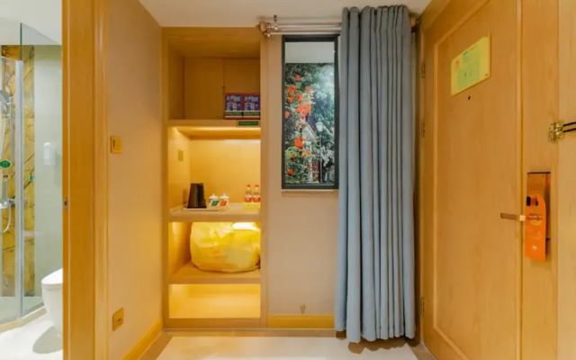 Vienna Hotel Chongqing Jiefangbei Pedestrian Street
