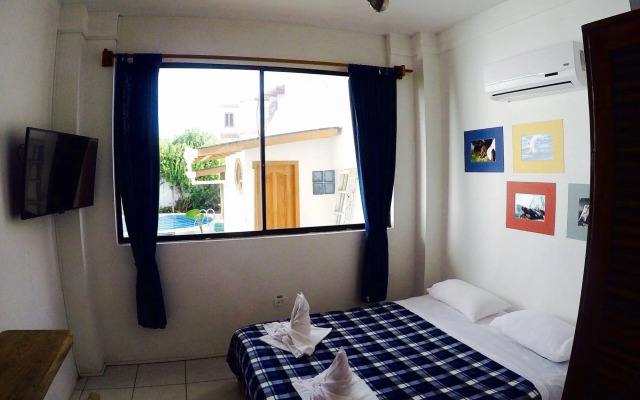 Galapagos House - Hostal