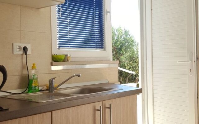 Studio apartment GIRO