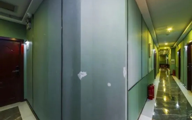 Jiayuan Business Hotel (Zhengzhou CBD Exhibition Center)