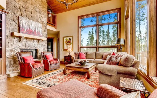 Cypress Mountain Chalet