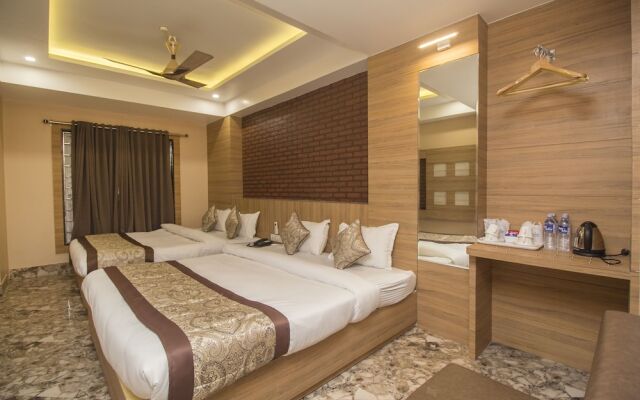 OYO 27992 Hotel Ganpati