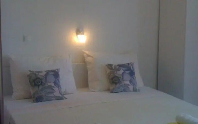 Fisherman's Apartments
