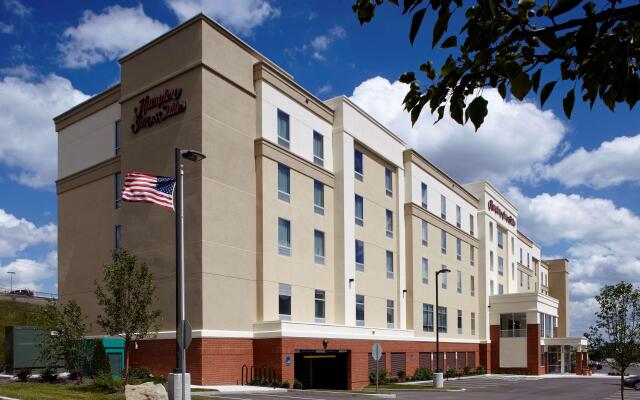 Hampton Inn & Suites Pittsburgh Airport South–Settlers Ridge