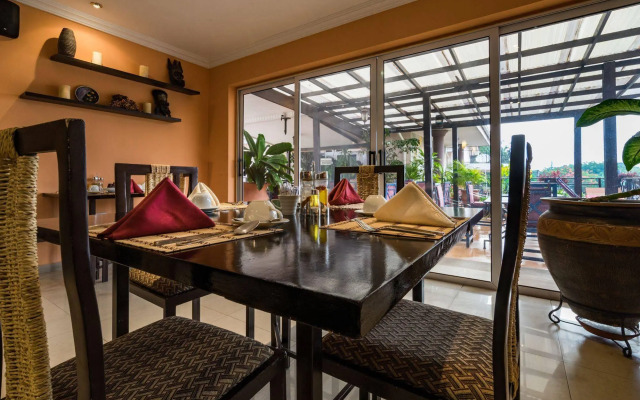 Midindi Hotel