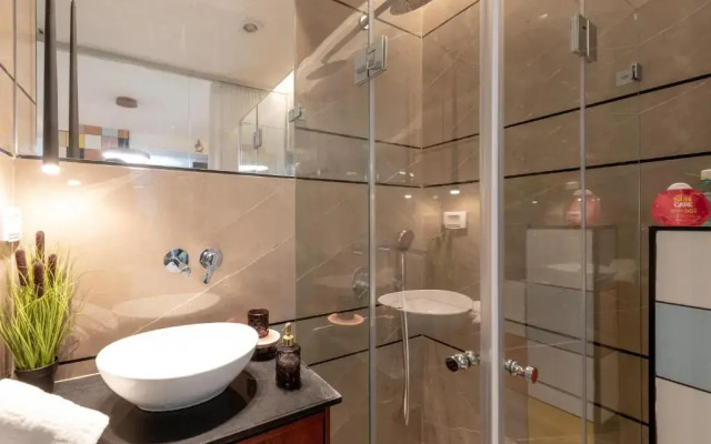 Colors Suites in Netanya