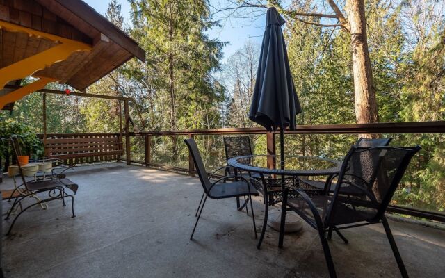 The Tree House Cottage