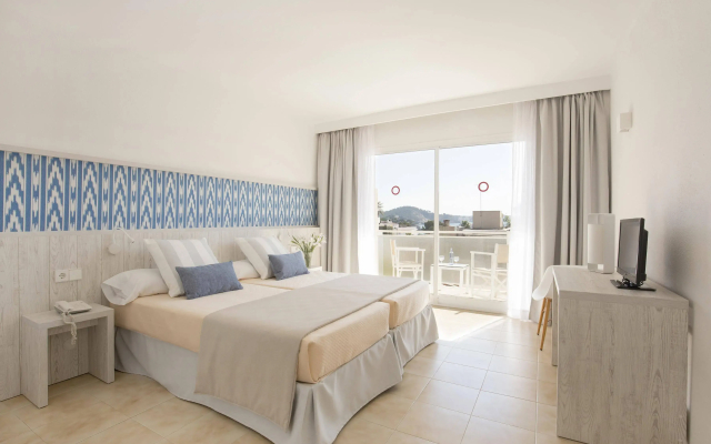 Hotel Tora