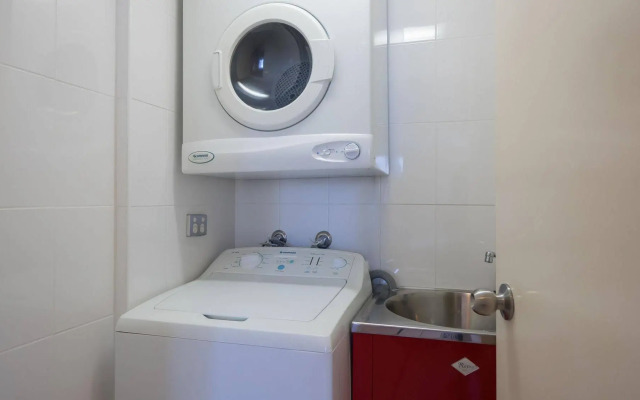 Alexander Holiday Apartments