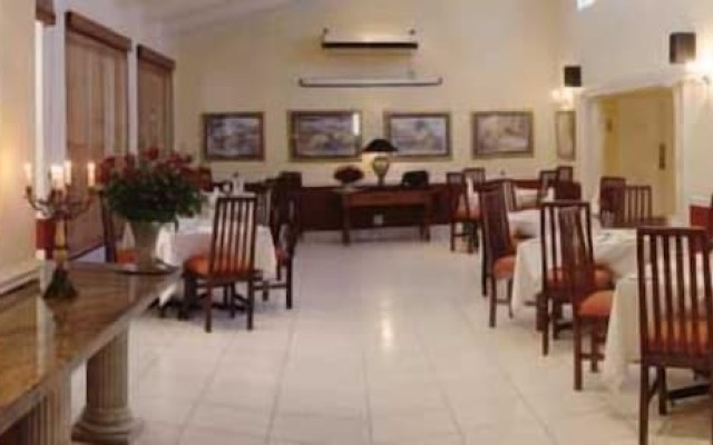 Sica's Guest House