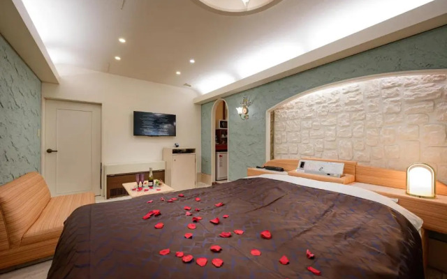 HOTEL METRO - Adult Only