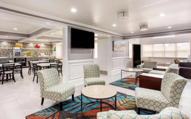 Quality Inn & Suites Myrtle Beach near Outlets