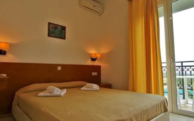 Monachus Monachus Apartments