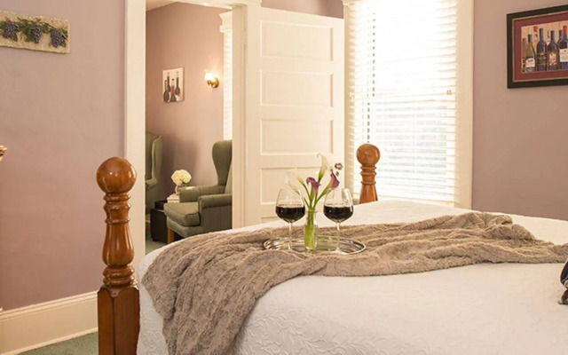 Steeles Tavern Manor