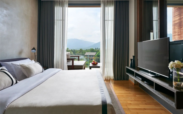 atta Lakeside Resort Suite