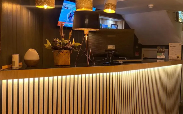 Hotel Residencial Dora