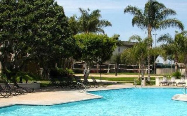 Oakwood at Eaves Seal Beach