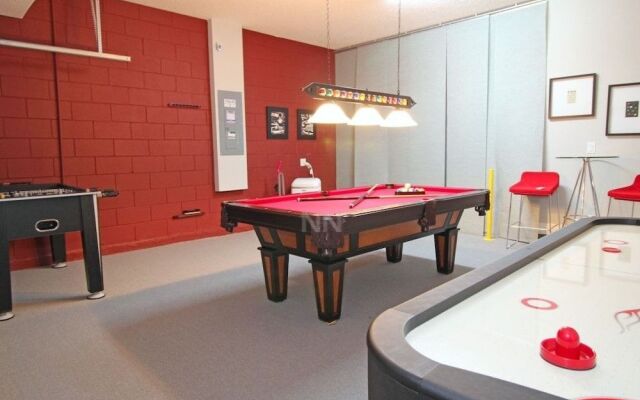5 Bedrooms Vacation Homes by RedAwning