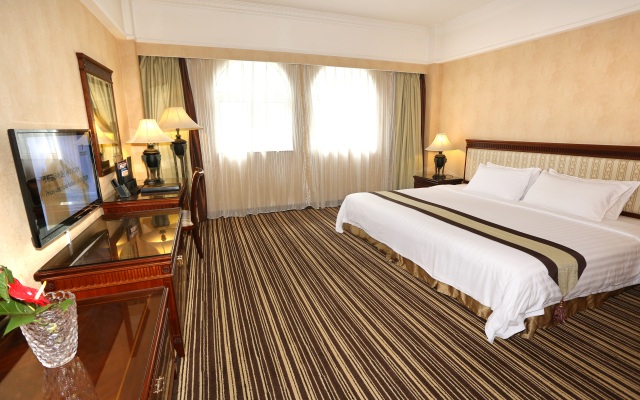 Grand Palace Hotel