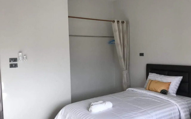 Chadaporn Mae Chaem Hotel