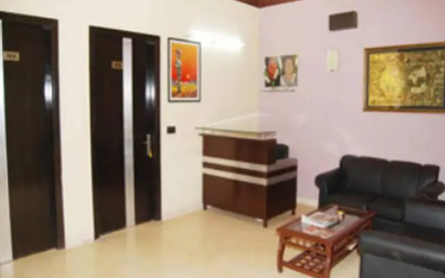 Pitrashish Aashray Hotel
