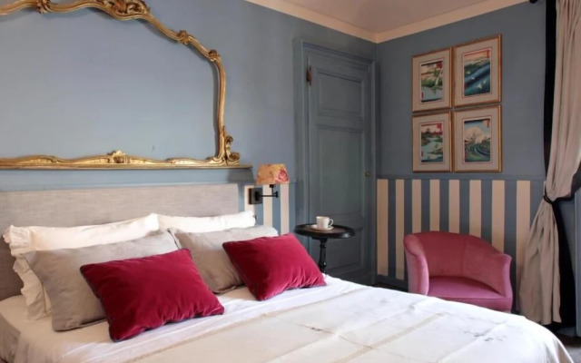 Colazione in Piazza Castello